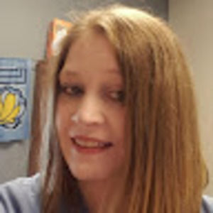 Meet your Posher, Dena